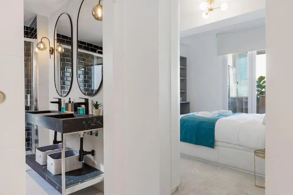 Tennessee Penthouse Malaga Apartment